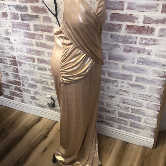 STITCH FIX GOLD LAME STYLE HALTER MAXI DRESS. Size 10. Perfect for Halloween - Picture 5 of 8